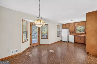 4162 Wrexham Drive, Snellville, GA 30039 - Photo 13