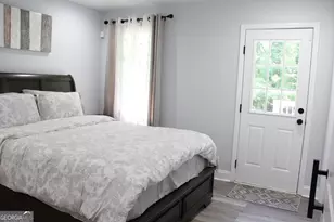 1841 Bayberry Dr SW, Atlanta, GA 30311 - Photo 9
