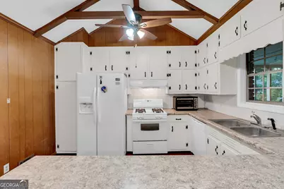 840 Sherwood Drive, Jonesboro, GA 30236 - Photo 19