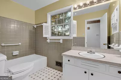 840 Sherwood Drive, Jonesboro, GA 30236 - Photo 31