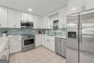 317 Neptune Rd, Saint Simons, GA 31522 - Photo 15