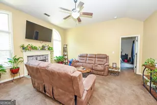 289 Hickory Hills Dr, Newnan, GA 30263 - Photo 9