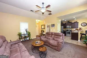 289 Hickory Hills Dr, Newnan, GA 30263 - Photo 11