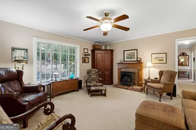 1227 Newport Place, Macon, GA 31210 - Photo 7