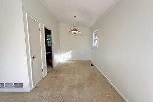 136 S Chilton Crescent, Lagrange, GA 30240 - Photo 7