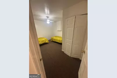 6084 Riveroak, College Park, GA 30349 - Photo 7
