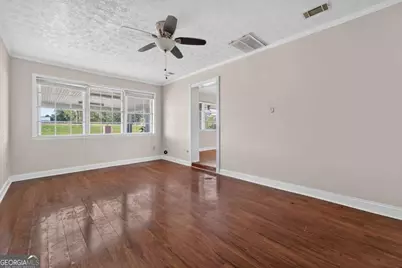 2116 Screven Avenue, Waycross, GA 31501 - Photo 11