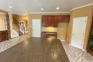 6557 Norcliffe Dr, Stone Mountain, GA 30087 - Photo 15
