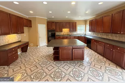 6557 Norcliffe Drive, Stone Mountain, GA 30087 - Photo 17