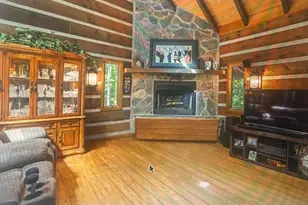136 Honeysuckle Way, Blue Ridge, GA 30513 - Photo 9