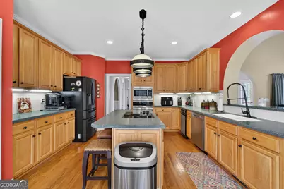 1009 Lyndhurst Way SE, Conyers, GA 30013 - Photo 17