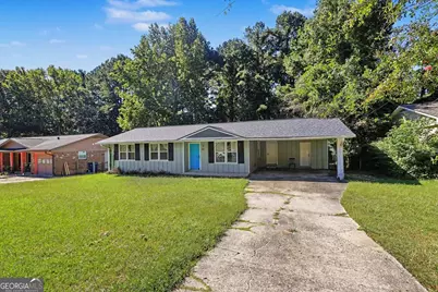 2810 Foxlair Trail, South Fulton, GA 30349 - Photo 9