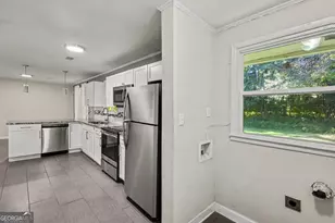 2810 Foxlair Trail, South Fulton, GA 30349 - Photo 17