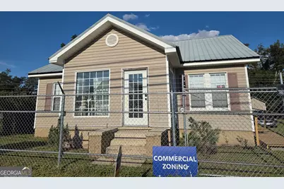 66 W Coffee Street, Hazlehurst, GA 31539 - Photo 1