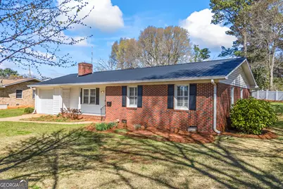 131 Roosevelt Boulevard, Commerce, GA 30529 - Photo 1
