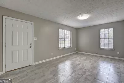 738 Dunaire Way, Jonesboro, GA 30238 - Photo 11