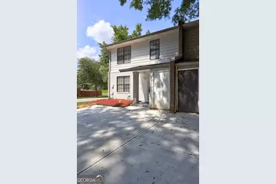 738 Dunaire Way, Jonesboro, GA 30238 - Photo 3