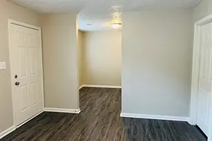 47 Robinson St, Newnan, GA 30263 - Photo 5