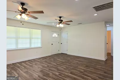 3848 Hatch Parkway N, Baxley, GA 31513 - Photo 11