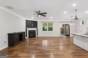 605 Greenbow Ln, Holly Springs, GA 30115 - Photo 7