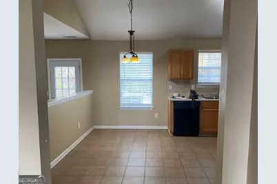 713 Burtons Cove, Hampton, GA 30228 - Photo 3