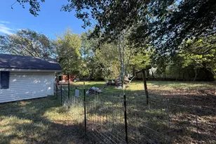 253 Commerce St, Hawkinsville, GA 31036 - Photo 5