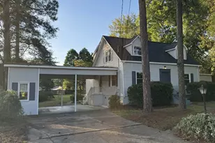 98 McCormick Ave, Hawkinsville, GA 31036 - Photo 1