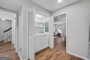 218 Forkner Dr, Decatur, GA 30030 - Photo 19