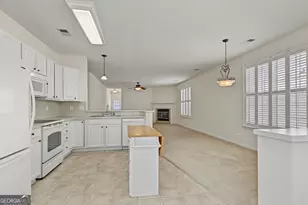 13 Hampshire Ln, Newnan, GA 30265 - Photo 15