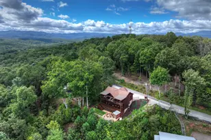 411 Highland Cir, Blue Ridge, GA 30513 - Photo 17