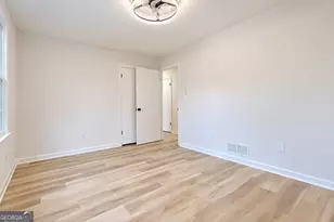 3401 San Antonio Dr, Snellville, GA 30039 - Photo 9