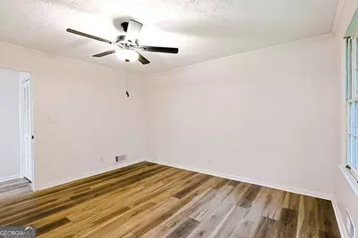 2016 Gibralter Way, Conyers, GA 30012 - Photo 7