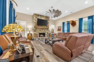 3105 Hollonville Rd, Williamson, GA 30292 - Photo 9
