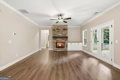 324 Fern Valley Drive, Toccoa, GA 30577 - Photo 9