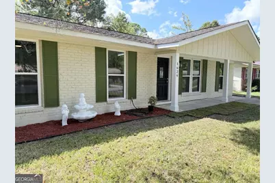 1629 Glen Ridge Drive, Savannah, GA 31415 - Photo 3