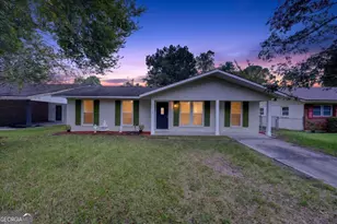 1629 Glenridge Dr, Savannah, GA 31415 - Photo 1