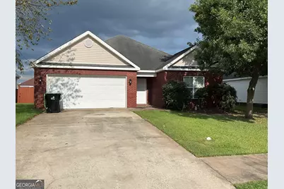 305 Manchester Lane, Byron, GA 31008 - Photo 1