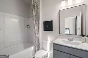 1355 Breezy St SE, Atlanta, GA 30315 - Photo 11