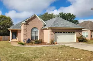 220 Carrington Ln, Centerville, GA 31028 - Photo 1