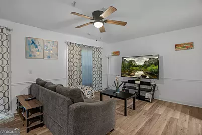912 Pineland Avenue #APT 4, Hinesville, GA 31313 - Photo 11