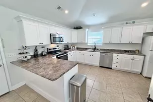 206 Willow Dr, Glennville, GA 30427 - Photo 9