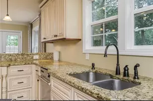 1586 Greyson Ridge, Marietta, GA 30062 - Photo 9