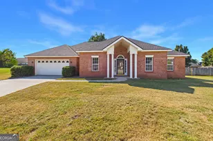 305 Thornwood Dr, Bonaire, GA 31005 - Photo 1