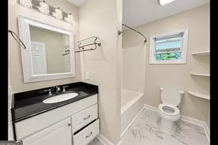 208 Yonah Cir, Clarkesville, GA 30523 - Photo 11