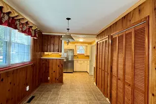 803 Dolvin Ave, Union Point, GA 30669 - Photo 53