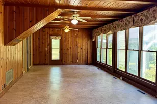 803 Dolvin Ave, Union Point, GA 30669 - Photo 33