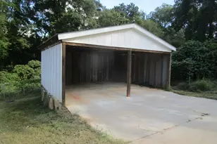 1060 Stephens St, Greensboro, GA 30642 - Photo 25