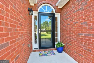 145 Cloverwood Dr, Fayetteville, GA 30215 - Photo 3