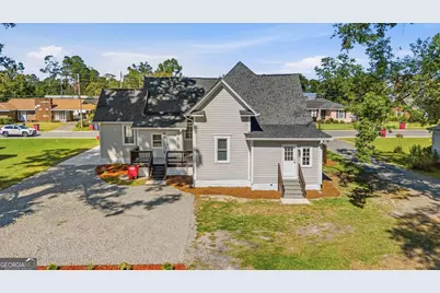 204 Fair Street, Baxley, GA 31513 - Photo 9