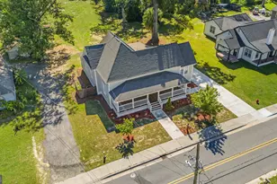 204 Fair St, Baxley, GA 31513 - Photo 7